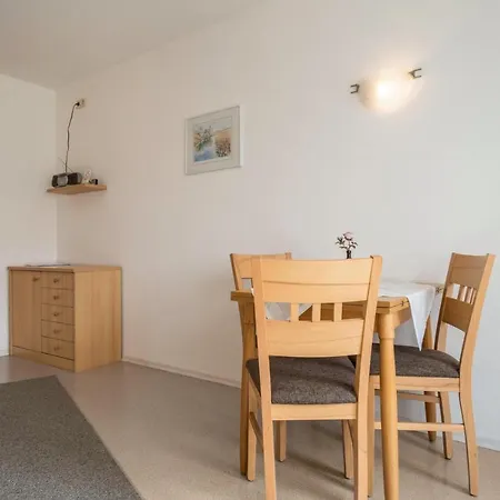 公寓 Ferienwohnung Hoscheler Klein 伯多兹
