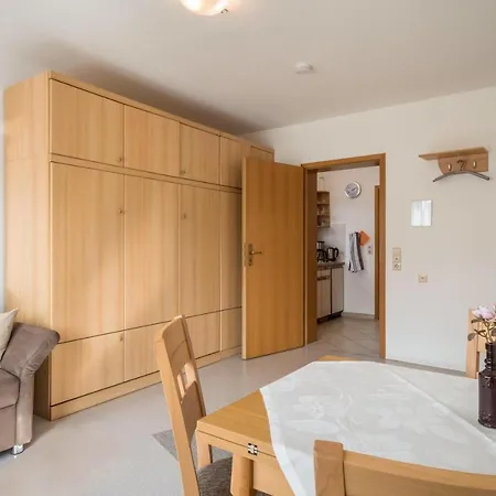 Ferienwohnung Hoscheler Klein * 伯多兹